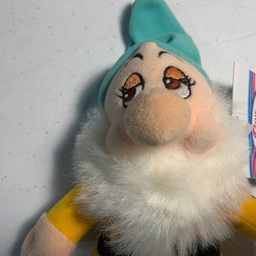 vintage Disney Store mini bean bag plush stuffed animal BASHFUL dwarf Snow White